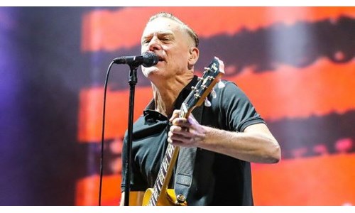 BRYAN ADAMS YENİDEN TÜRKİYE'DE